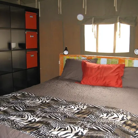 Casa Del Mundo Tibi