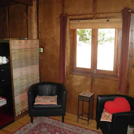 Casa Del Mundo 2*